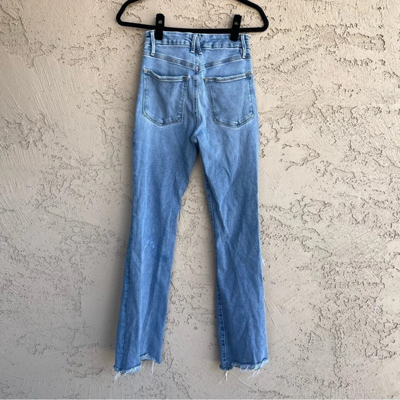 Good American Blue Light Wash Distressed Flare Denim Jeans Women's Size 4 - Picture 10 of 10